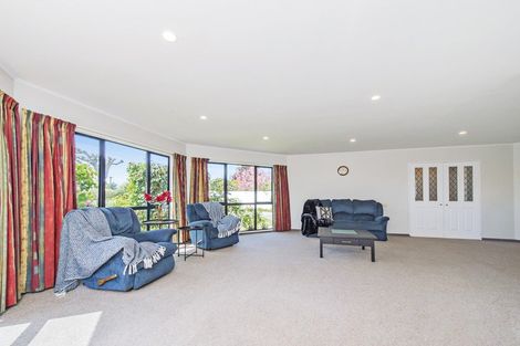 Photo of property in 1 Devon Crescent, Darfield, 7510