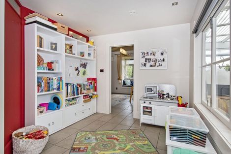 Photo of property in 20 Dinniss Avenue, Regent, Whangarei, 0112