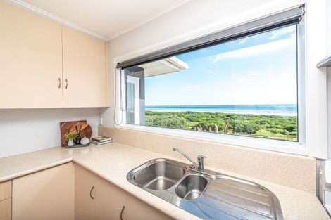 Photo of property in 115a Karaka Street, Castlecliff, Whanganui, 4501