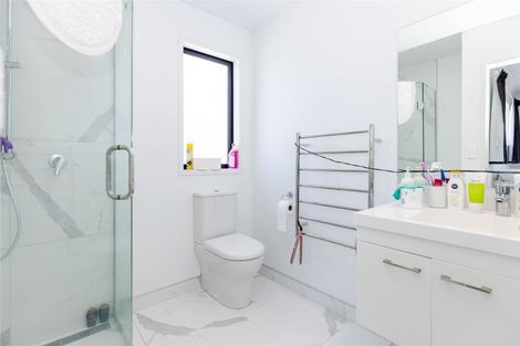 Photo of property in 2/44 Glenview Terrace, Glenview, Hamilton, 3206