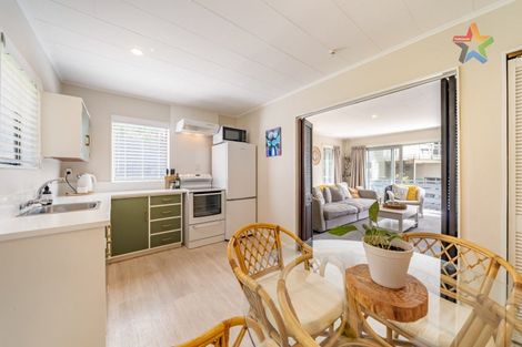 Photo of property in 85a Mulberry Street, Normandale, Lower Hutt, 5010