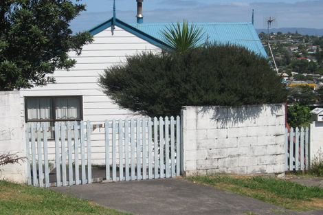 Photo of property in 9 Gillan Place, Bayview, Auckland, 0629