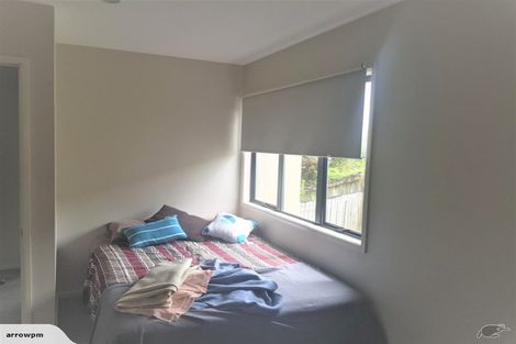 Photo of property in 31 Lorikeet Place, Unsworth Heights, Auckland, 0632