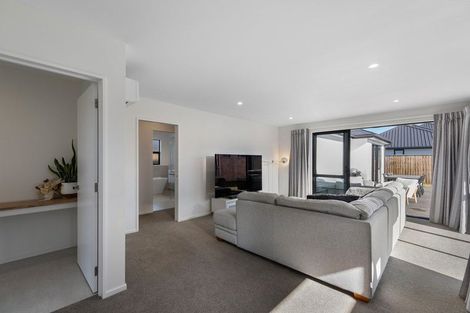 Photo of property in 17 Sutherlands Road, Halswell, Christchurch, 8025