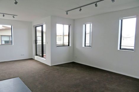 Photo of property in The Firemans Apartments, 203/321 Jackson Street, Petone, Lower Hutt, 5012