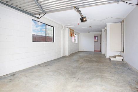 Photo of property in 2/16 Ridge Road, Howick, Auckland, 2014