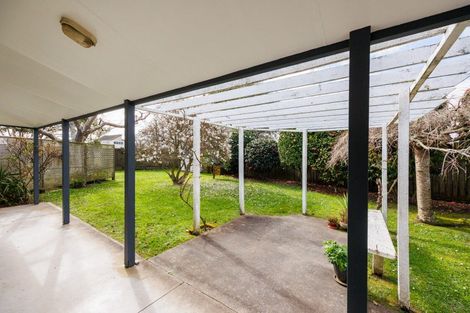 Photo of property in 16 Delta Place, Milson, Palmerston North, 4414