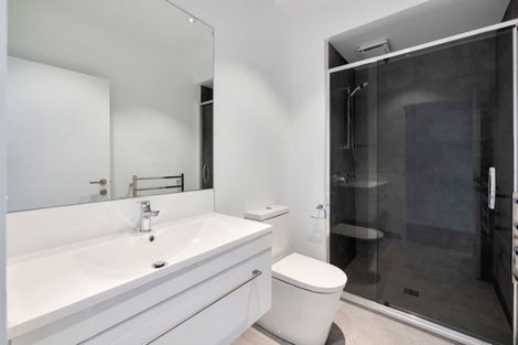 Photo of property in 2/27 Dida Park Drive, Kumeu, 0810