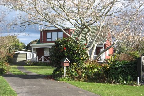 Photo of property in 15 Chestnut Grove, Tairua, 3508