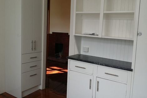 Photo of property in 5 Brown Street, Mount Cook, Wellington, 6021