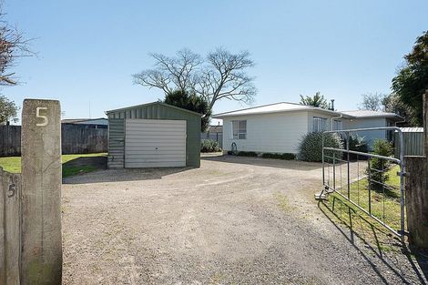 Photo of property in 5 Macloughlin Drive, Te Puke, 3119