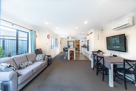 Photo of property in 41 Stan Heather Drive, Glenview, Hamilton, 3206