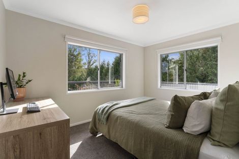 Photo of property in 140 Acacia Heights Drive, Acacia Bay, Taupo, 3385