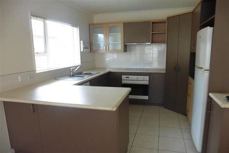 Photo of property in Parkvale Estate, 1232/5 Howard Street, Parkvale, Hastings, 4122