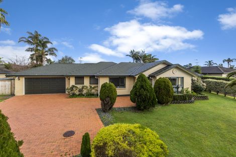 Photo of property in 69 Lothian Brae, Wattle Downs, Auckland, 2103