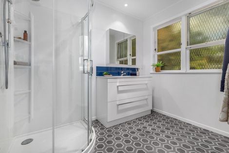 Photo of property in 71a Nimmo Avenue East, Waikanae, 5036