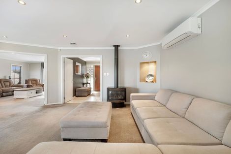 Photo of property in 3 Bouvardia Avenue, Milson, Palmerston North, 4414