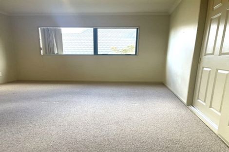 Photo of property in 111 Hugh Green Drive, Pinehill, Auckland, 0632