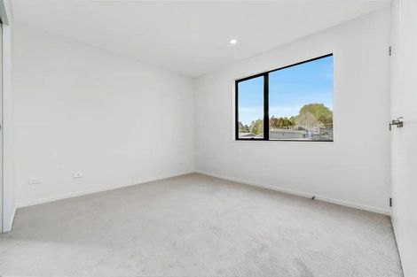 Photo of property in 24 Clayden Shuttleworth Street, Papakura, 2110