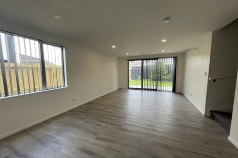 Photo of property in 15b Chadwick Crescent, Mangere East, Auckland, 2024