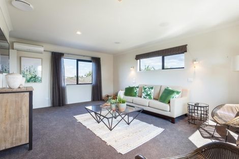 Photo of property in 35 Rota Close, Papamoa Beach, Papamoa, 3118