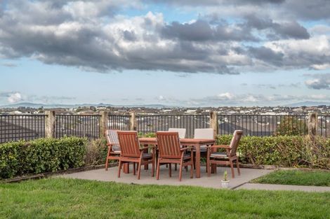 Photo of property in 160 Cumberland Drive, Flagstaff, Hamilton, 3210