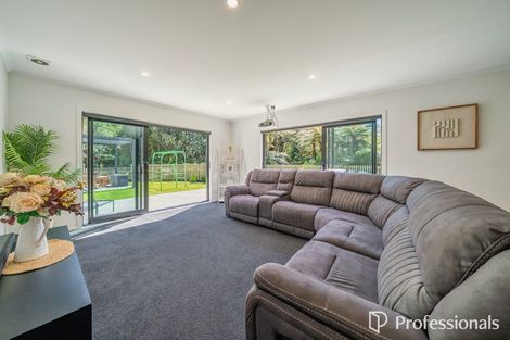 Photo of property in 10 Aratika Grove, Stokes Valley, Lower Hutt, 5019