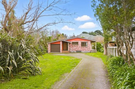 Photo of property in 61 Ocean Road, Paraparaumu Beach, Paraparaumu, 5032