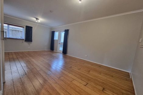 Photo of property in 4 King Richard Place, Browns Bay, Auckland, 0630