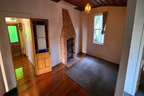 Photo of property in 5 Wrights Spur, Mount Eden, Auckland, 1024