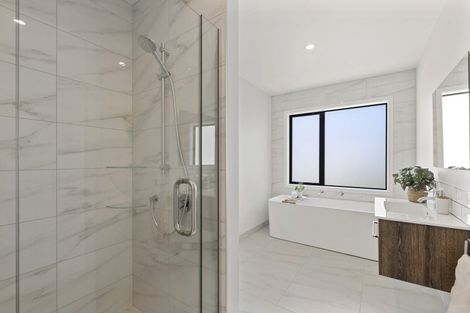 Photo of property in 10 Oak Place, Levin, 5510