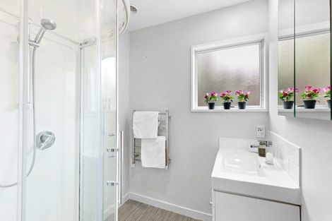 Photo of property in 2/18 Palatine Terrace, Huntsbury, Christchurch, 8022