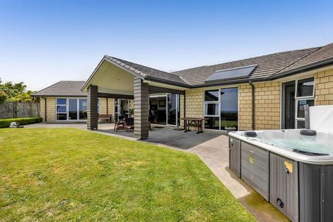Photo of property in 253 Lwr Pitone Road, Pitone, New Plymouth, 4374