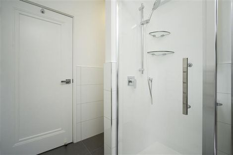 Photo of property in 8/349 Tamaki Drive, Saint Heliers, Auckland, 1071