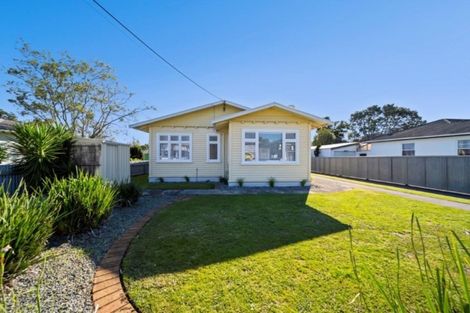 Photo of property in 10 Wicksteed Street, Vogeltown, New Plymouth, 4310