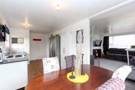 Photo of property in 16 Banks Street, Marfell, New Plymouth, 4310