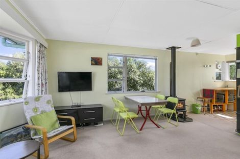 Photo of property in 3a Summit Road, Fairfield, Lower Hutt, 5011