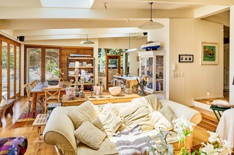 Photo of property in 612 Marine Drive, Days Bay, Lower Hutt, 5013