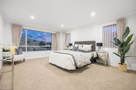 Photo of property in 8 Kina Place, Long Bay, Auckland, 0630