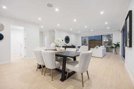 Photo of property in 8 Kina Place, Long Bay, Auckland, 0630