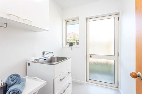 Photo of property in 45 Showgate Avenue, Sockburn, Christchurch, 8042