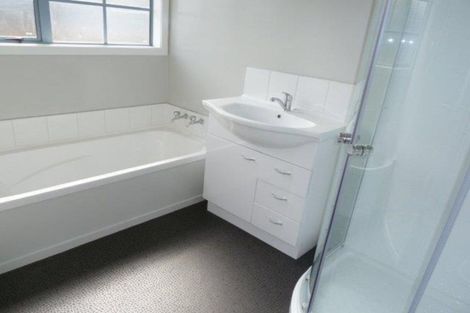 Photo of property in 203 Wordsworth Road, Manurewa, Auckland, 2102