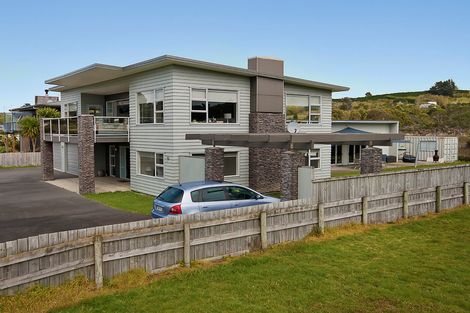 Photo of property in 303 Big Bay Road, Manukau Heads, Waiuku, 2684