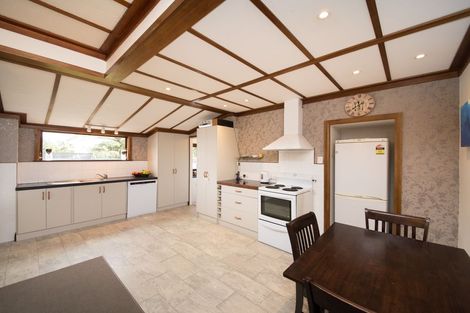 Photo of property in 24 Milson Line, Roslyn, Palmerston North, 4414