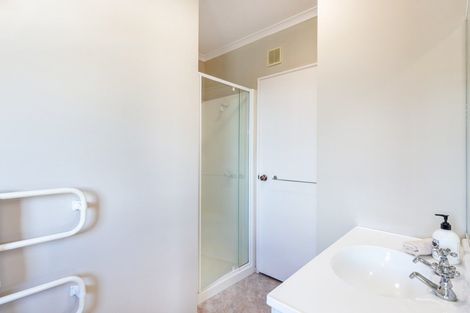 Photo of property in 69 Arrowsmith Avenue, Waipahihi, Taupo, 3330