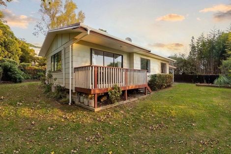 Photo of property in 52b Seddon Street, Waikanae, 5036