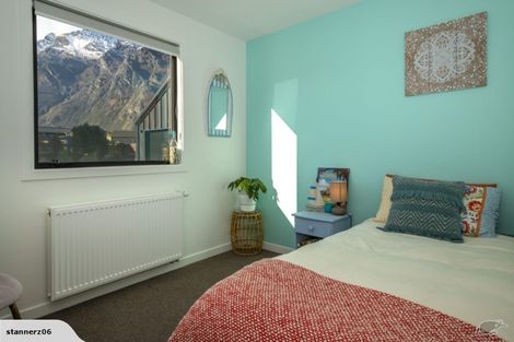Photo of property in 39 Jacks Point Rise, Jacks Point, Queenstown, 9371