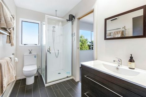 Photo of property in 40 Eskdale Road, Papakowhai, Porirua, 5024