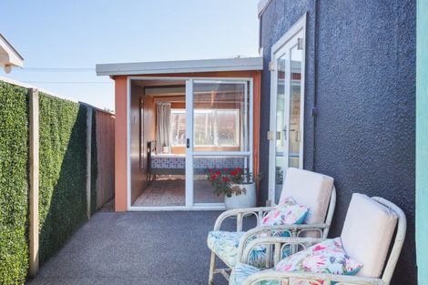 Photo of property in 16 Chrystal Street, Foxton Beach, Foxton, 4815