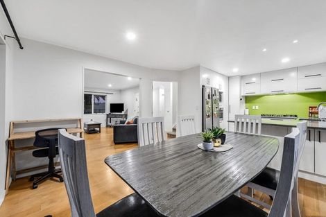 Photo of property in 1/12 Marbeth Court, Botany Downs, Auckland, 2010